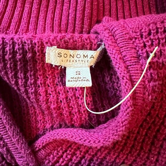 3 for $30! Sonoma magenta hooded sweater - Picture 3 of 10